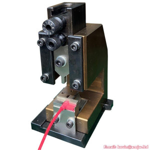 Single Grain Insulated Cable Connector Crimping Applicator