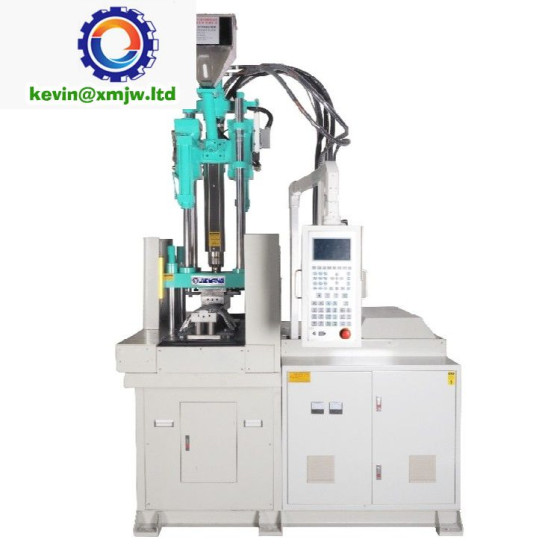 European Standard Terminal Cow Ear Mark Plug Shoe Sole Injection Molding Machine